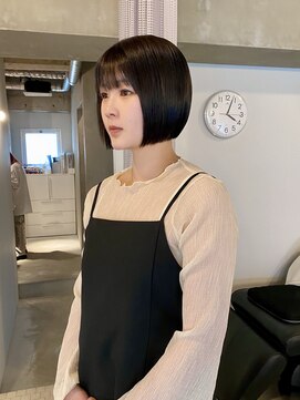 シセイ 青山(SHISEI) ボブ/ぱつっとボブ/ぷつっとカット［南青山］
