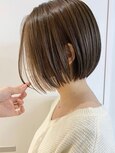 大人女子のショートカットウェットヘア髪質改善・縮毛矯正