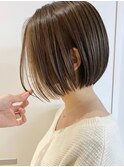 大人女子のショートカットウェットヘア髪質改善・縮毛矯正