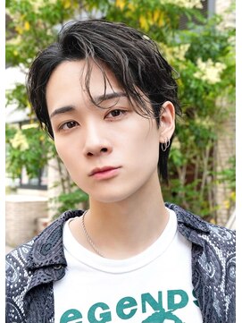 オーシャントーキョー ウエスト 心斎橋(OCEAN TOKYO WEST) 波巻きパーマツイストスパイラルパーマセンターパートウルフ