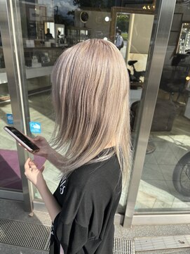 コワファースト 大分(COIFF1RST) 前上がりレイヤー