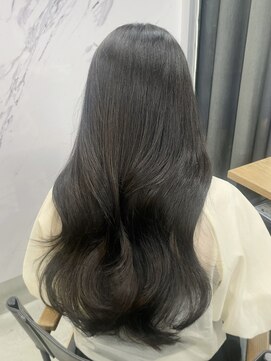 エヌアイ オモテサンドウ(ni omotesando) 地毛風オリーブグレージュ/6~7トーン/就活カラー 上野