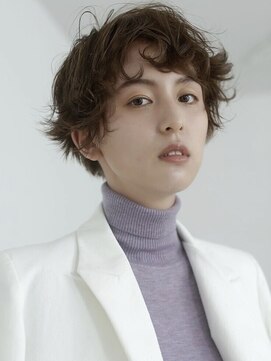 エレナ バイ アルテフィーチェ(elena by artefice) シアベージュ×エッジパーマ