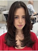 ハイライトカラーミルクティーベージュレイヤーカット
