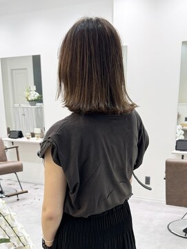 エブリ(evri) 「evri」外ハネスタイル　レイヤースタイル