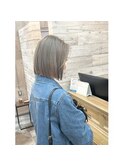 ハイトーングレージュ×ボブ