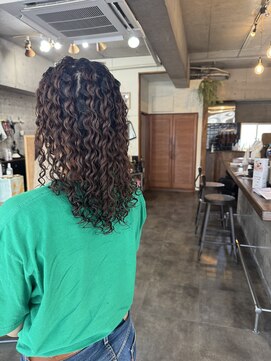 ダン(DAN.) ハードパーマ