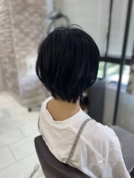 マニッシュ 三鷹駅前店 くびれボブ