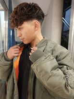 ノラ シブヤ(NORA) スペインカールプードルパーマローフェードテーパーフェード