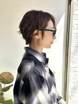 シカク&nbsp;フェミニンショート