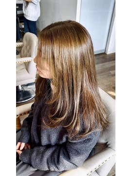 ヘアデザイン ニーチェ(Hair Design ni che) ミディアムレイヤー