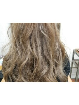 ゼットサロン(Z SALON) Z「ハイライトベージュ◎」