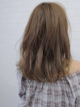 パコ(Paco) 【外国人風】☆ミルクティーアッシュベージュ♪