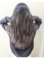 リル(Lille 橋本)&nbsp;バレイヤージュ×外国人風ロング 【Lille橋本】