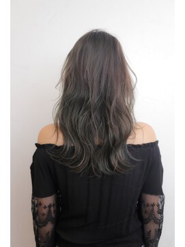 ヴィバラヘアー 別府駅前店(VIVA LA HAIR) 【VIVA LA HAIR別府駅前店】 大人のセミロング