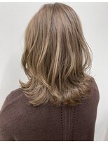 フレーム ヘア ルーム 天王寺駅前店(FRAME hair room)&nbsp;ミディアムレイヤーで動きのあるスタイルに♪