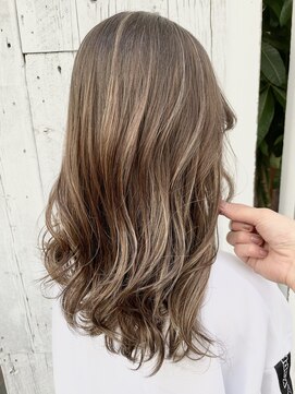 アン(Hair make un) 【ハイライトカラー】外国人風ハイライトカラー♪♪