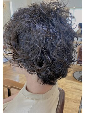 ヘアスペース リズム グリーン(Hair space Rizm green) ウェーブ・カールMIX