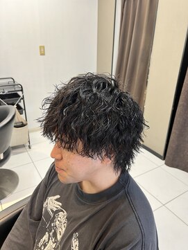 アイズ 海老名(AIZU) ツイストスパイラルパーマ 波巻きパーマ メンズウルフパーマ