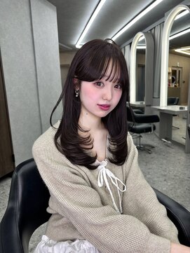 リリー(Lilley) ミディアム韓国ヘア/レイヤーカット/顔周りカット