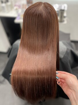 ピリオド 赤坂(Period.) ロングヘアーサーモンピンクカラー上級髪質改善　赤坂見附