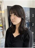 オリーブグレージュ