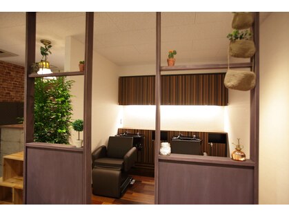 アグ ヘアー デイジー 仙台駅前店(Agu hair daisy)の写真