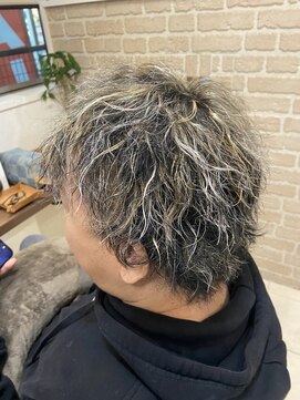 カット　ブロンドメッシュ《幕張/幕張本郷/花見川区》