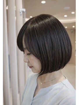 ウィベリー(Weevery) <フルウィッグ>ナチュラルボブ