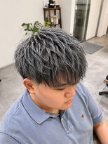 グレイバイニューヨークニューヨーク 京都北大路(Gray by NYNY) ダークグレー/メンズカラー/ハイトーン/10代/20代