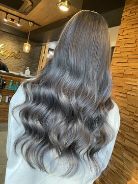 ラピス 横浜(Lapis) シルバーグレージュ