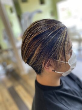 ボヌー(Bonheur) 初カラーハイライト