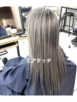 エル オオサカ 心斎橋店(L. OSAKA) ライトグレー_ホワイトアッシュエアリーミディ_S17