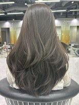 シティ(CITY)&nbsp;オリーブベージュ×ロングレイヤーカット【CHICA】