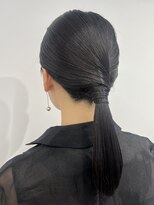 オリンテ バイ レシッド 表参道(orente by rcid)&nbsp;表参道ヘアセットタイトポニー 結婚式アレンジ お呼ばれスタイル