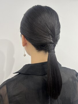 オリンテ バイ レシッド 表参道(orente by rcid) 表参道ヘアセットタイトポニー 結婚式アレンジ お呼ばれスタイル