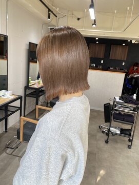 ノイ(NEU) 【NEU×石田】やわらかベージュカラー♪