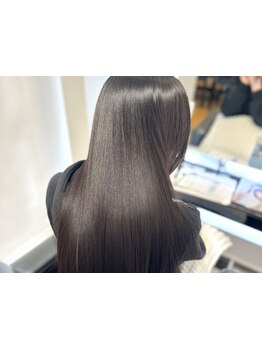 クセ毛、パサつき、広がりが気になる方に◎髪質改善ストレートで、毎日のお手入れも簡単に♪