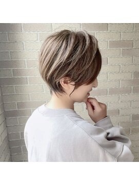 アース 名駅サンクチュアリ(HAIR&MAKE EARTH) 大人ショートボブ