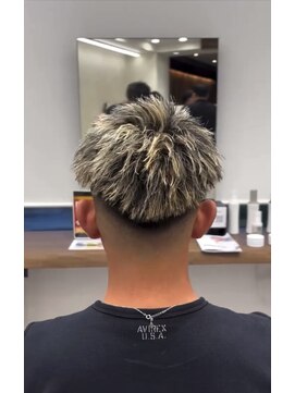 ルースト 京都河原町店(ROOST) ジェット×ツイスト×金メッシュ