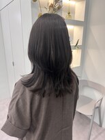 ミッシュバイアーバン(misch by urban.)&nbsp;セミロングレイヤー／アッシュブラウン