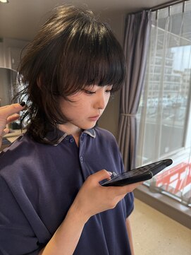 クオール(Quol) 【ウルフカット】レイヤーカット 片野