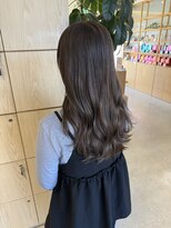 アドラーブル 万代店 (adorable)&nbsp;ブリーチカラー韓国風レイヤーカット小顔カットフォギーベージュ