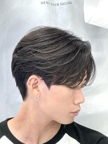 メンズヘアセンス 渋谷(MEN'S HAIR SENSE)&nbsp;ブルーブラック/フェザーパーマ/刈り上げセンターパート/メンズ