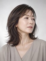 コル(COR)&nbsp;大人女性ミディアムレイヤー 40代50代白髪ぼかし脱