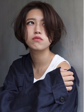 ソカラ(socala) socala チャコールグレーの外国人風ショート