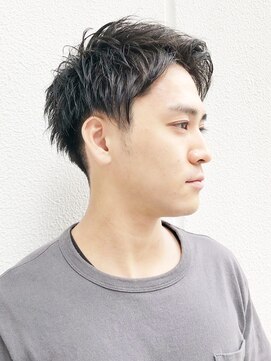 キアラ(Kchiara) ショートレイヤー×ツーブロック×刈り上げ×ビジネス※Before有