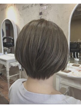 ウォンカヘアー(WONKA hair) バランスショートボブ