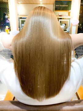 プラグ バイ ネオリーブ(plug by neolive) 艶髪　髪質改善　酸熱トリートメント