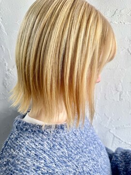 マイレ(maile) #ハイトーンボブ